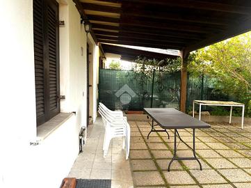 3 LOCALI A STINTINO