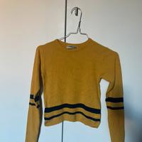 maglione giallo pull&bear