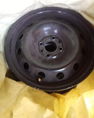 Cerchi da  15r 4  x 98 mm.origiinali Fiat ,40€ 