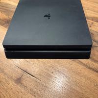 PLAYSTATION 4 SLIM