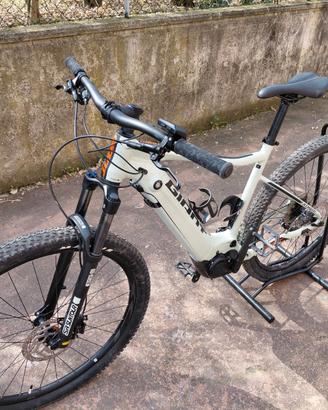 E bike Giant 29