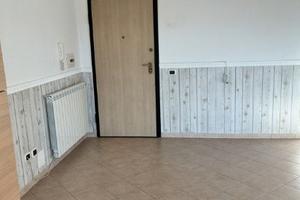 Castel verde trilocale con terrazzo