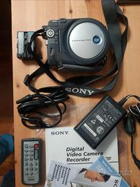 Videocamera digitale Sony Handycam DCR-DVD201E