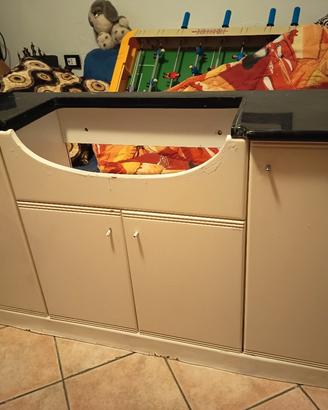 mobile bagno completo di lavandino e rubinetteria