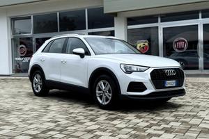 Audi Q3 35 TDI S tronic Business