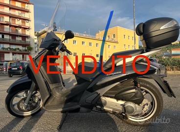 Scooter Peugeot Geopolis 250