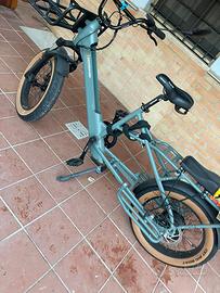 Lombardo cargo elettrica