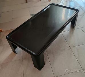 Tavolino Amanta design Mario Bellini 