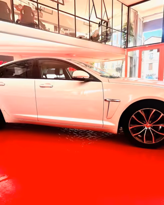 JAGUAR XF 2,2 D LUXURY 190CV PELLE TOTALE NAVIGATO