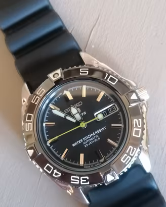  Seiko 5 sports  JDM Automatico Ref. SNZB23J2 