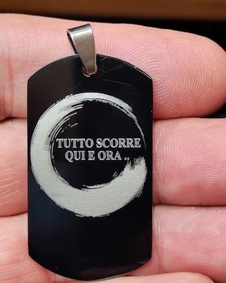 Targhette collo altamente personalizzaze
