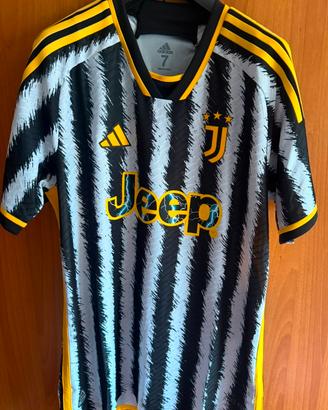 Maglia Juventus preparata Vlahovic coppa italia