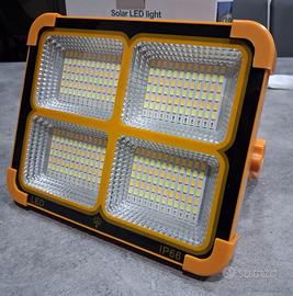 Faretto a led ricaricabile