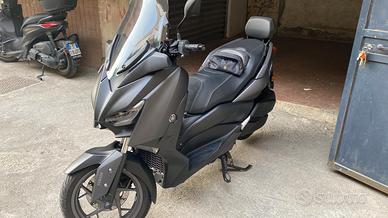 yamaha xmax 300