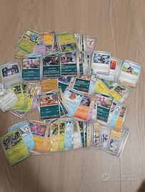 lotto da 100 carte Pokemon 