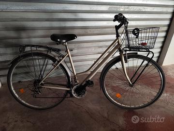 Bici donna raggio 28