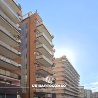 Via salinella appartamento in stabile signorile