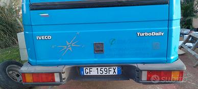 Iveco Daily 19 posti minibus