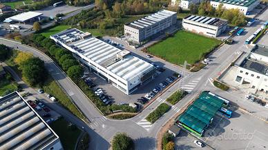 NEGOZIO A DESENZANO DEL GARDA