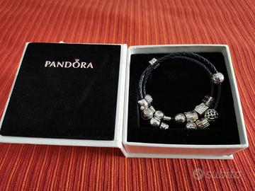 Bracciale Pandora pelle blu con charm