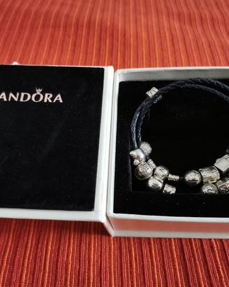 Bracciale Pandora pelle blu con charm