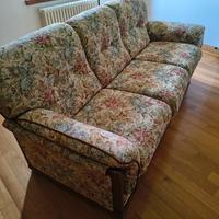 divano a tre posti usato poco