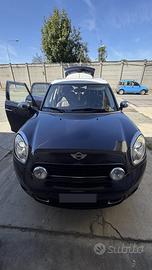 Mini cuper contryman 1.6 benzina 184 cavalli