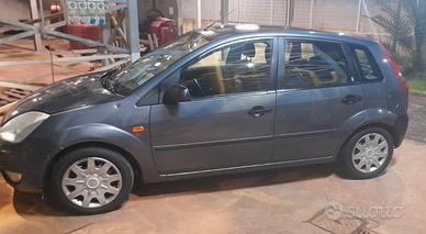 FORD Fiesta 1.4 cdti 5ª serie - 2005