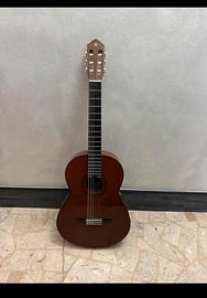 Yamaha C40