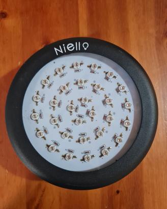 Lampada per piante led rossi