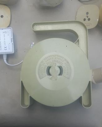 Prolunga telefonica con avvolgicavo e presa