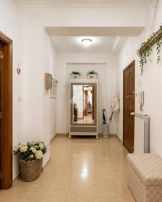 5 LOCALI A SAN GIOVANNI ROTONDO