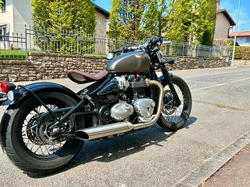 Triumph Bonneville Bobber