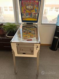 Flipper pinball Slick and Chick