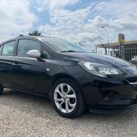 Opel Corsa 1.4 5 porte Black Edition
