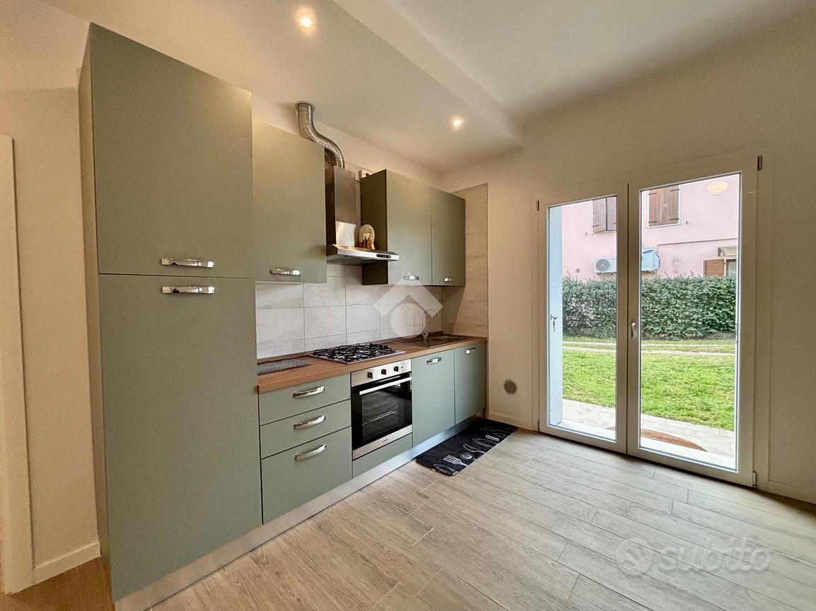 VILLA A SCHIERA A SOMMACAMPAGNA - Vista 4