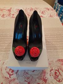 Scarpe in pelle nera braccialini