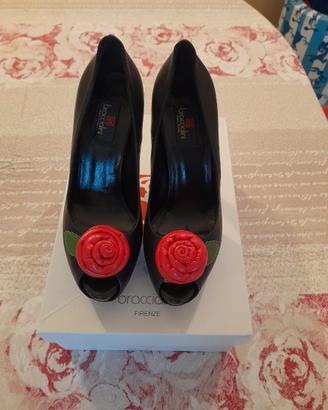 Scarpe in pelle nera braccialini