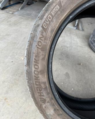 PNEUMATICI 255/45 R20