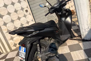 Motorino Honda SH 125 Sport