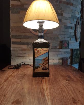 Lampada da tavolo