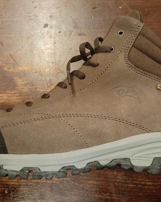 scarpa da trekking 
