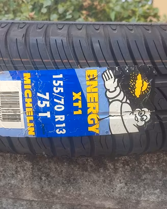  2 Gomme ESTIVE Michelin 155/70 R13 75T+ CERCHIO