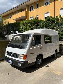 Mercedes MB 100 D - van camperizzato