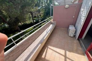 Bilocale con terrazza-piscina-ARIA CONDIZIONATA