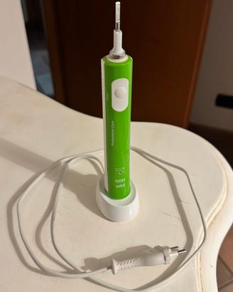 Spazzolino elettrico Oral B