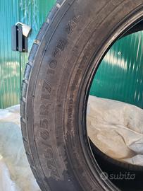 4 pneumatici invernali nokian
225/65/r17 106h