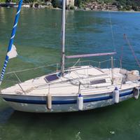 Barca a vela Deateti 6 con posto barca