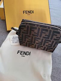 Pochette di fendi