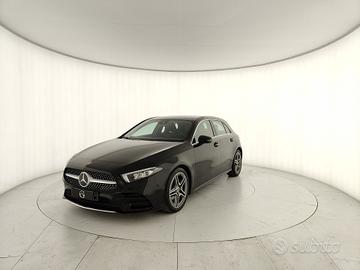 MERCEDES-BENZ A 180 Premium auto